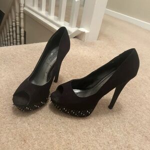 LuLaRoe Black Peep-Toe Heels with Stud Accents